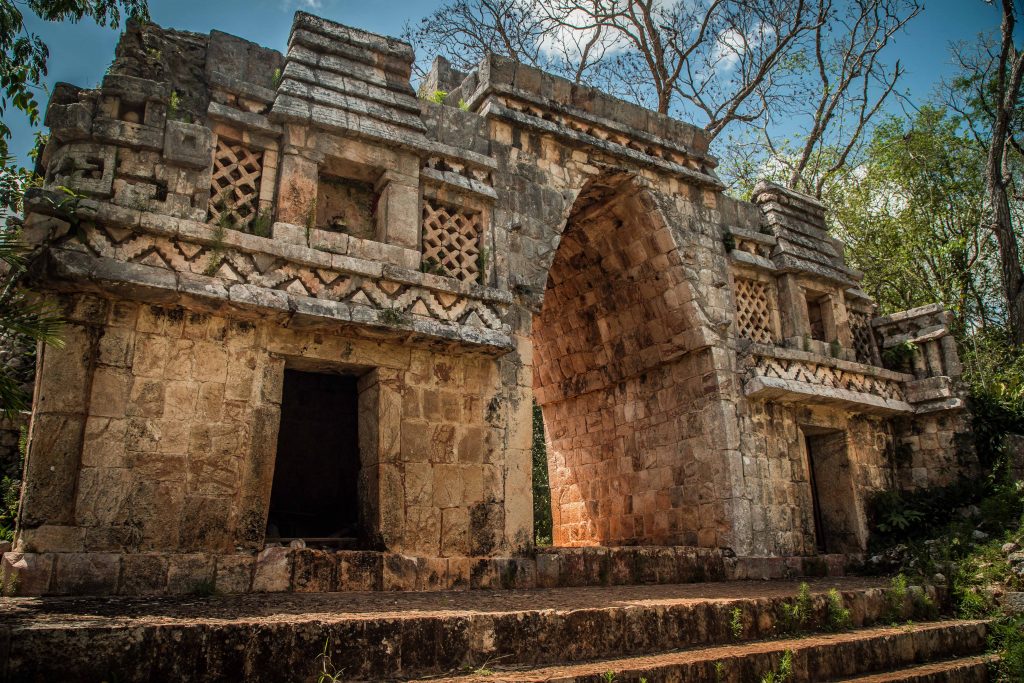 arco maya en la gran ruta