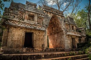 arco maya en la gran ruta